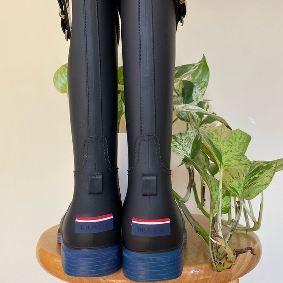 Tommy Hilfiger rain boots, color: Black size:6 - Picture 3 of 10